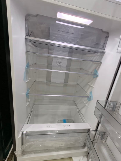 كود 7333
ثلاجه ويت ويل فرز تاني 
سعة قدم حوالي 430 لتر 
نوفروست