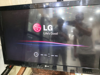 كود                                                 📺  شاشة LG 42 بوصة Full HD
✨ صورة واضحة بدقة عالية 1080p
استعمال
