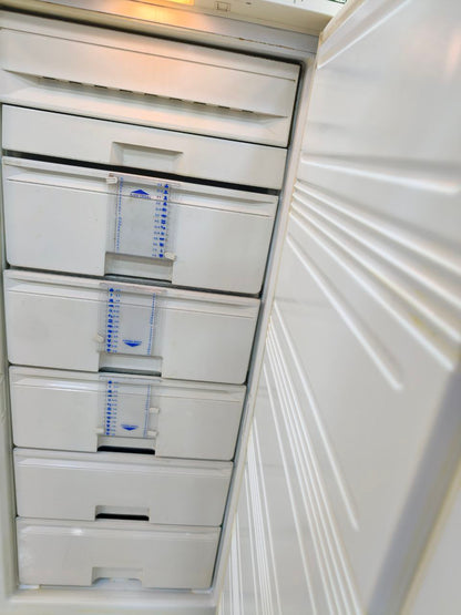 كود 6742
فريزر كريازي نوفروست 
5درج استعمال بحالة جيدة