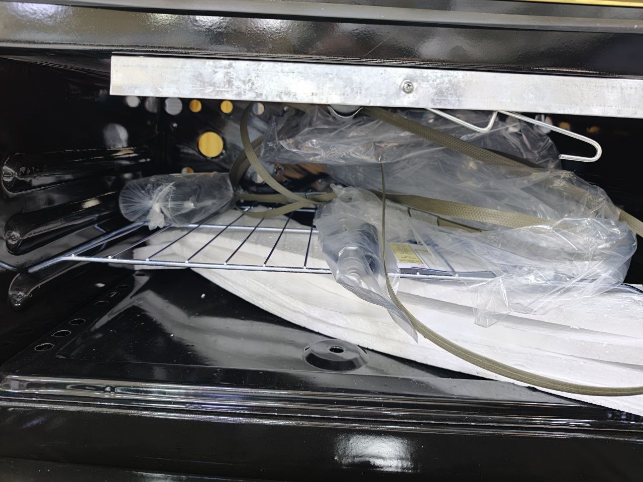 كود 6174
بوتجاز تكنو جلاكسي
جولد ضمان 5 سنين 

سطح من الستانلس ستيل المقاوم للصدأ 5شعلة