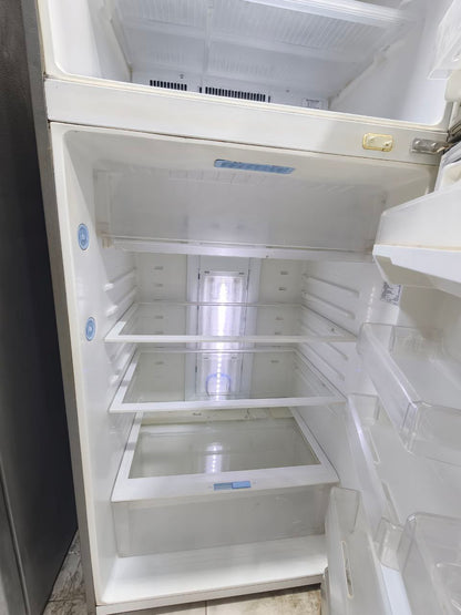 كود 6915
تلاجه LG
22قدم
 نظام نوفروست استعمال بحالة جيدة