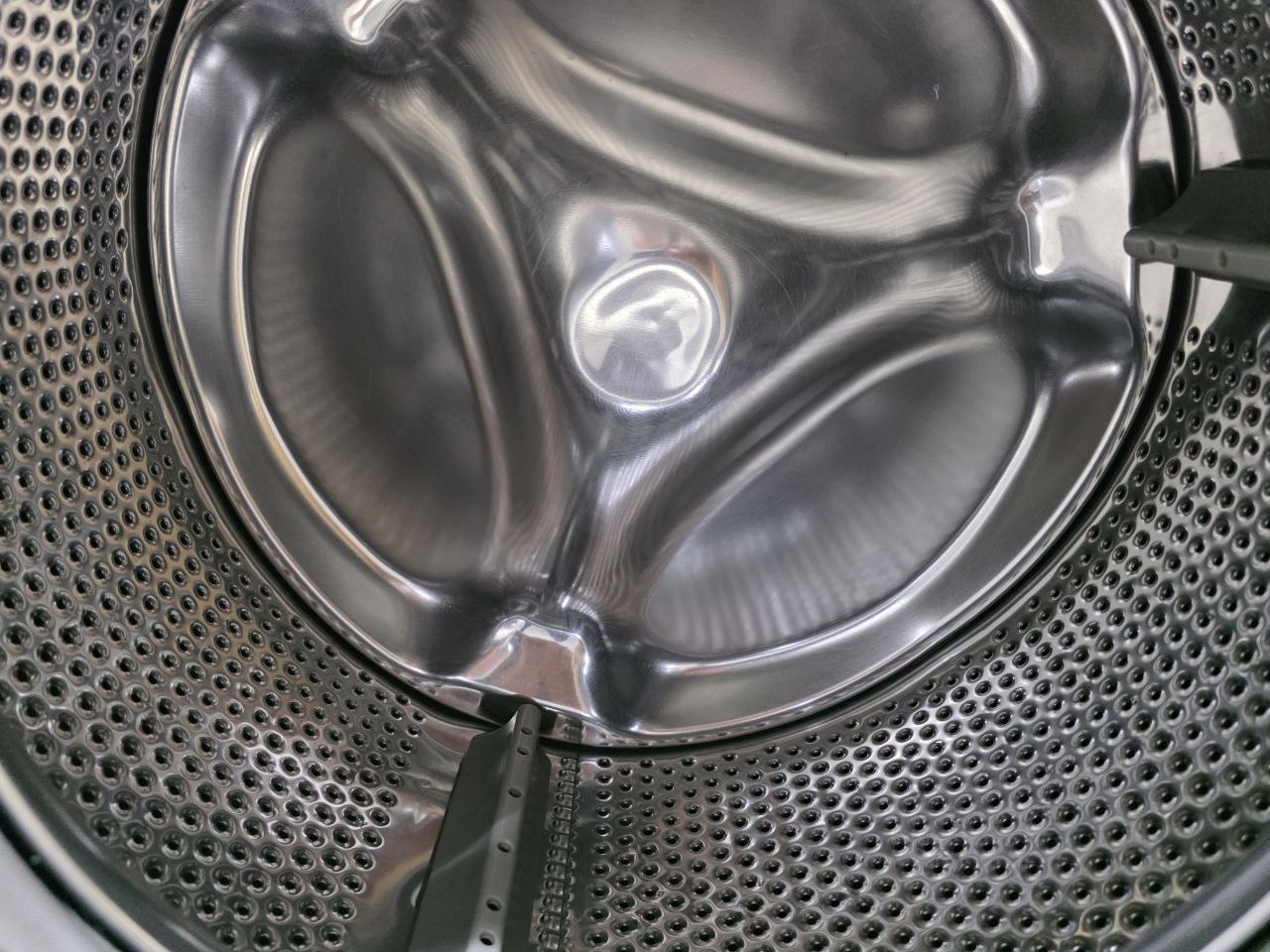 كود 4273
غسالة اكوا تك من أفضل موديلات زانوسى استعمال بحالة جيدة