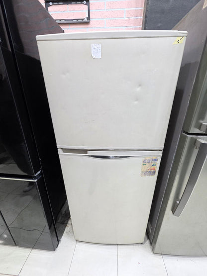 ثلاجه توشيبا  14 قدم نوفروست استعمال بحاله جيده جدا كود 3493