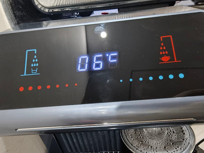 احدث إصدارات كول ستار
مياه سخنة وباردة في نفس الوقت
شاشة ديجيتال تعمل باللمس
تصميم شيك ستانلس يليق بالمطبخ
فيه كاتل مدمج للشاي والقهوة
و ثلاجة