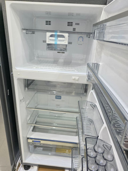 تلاجه زانوسي جديدة ضمان 10سنين