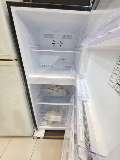 ثلاجه فريش نوفروست جديده ضمان 10 سنين