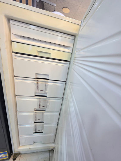 كود 8896
فريزر كريازي 5دورج 
ديجتاب نوفرسوست
شحن شركه بدون اي صيانه