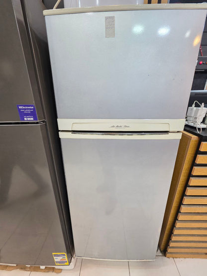 تلاجه ايديل ايلت 14قدم
 نوفروست مستعمله بحاله جيده   كود 4975