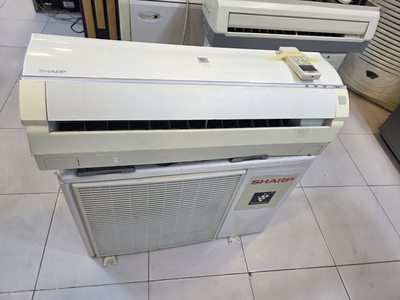 كود 5271
تكييف شارب حصان ونص 
بارد ساخن
. تغطية مساحة متوسطة: مناسب لمساحات حوالي 12–18 متر مربع (غرفة متوسطة).