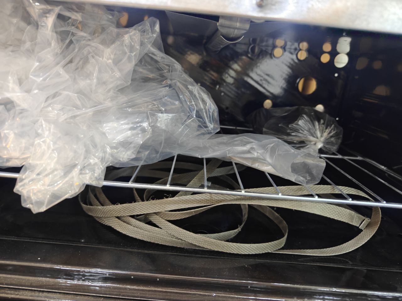 بوتجاز جلاكسي دهبي 
تكنولوجيا ايطالي زيرو