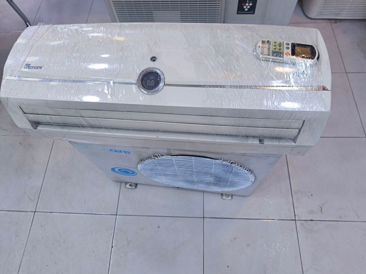 كود 7406

تكييف يونيون اير حصان ونص بارد 👇
بونين اير 1.5 حصان بارد ساخن
استعمال بحالة جيدة