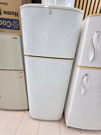 ثلاجه ايديال 20 قدم نوفروست استعمال بحاله جيده كود 2847