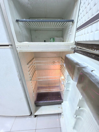 كود 2161                                          ثلاجه ايديل                                              12قدم دي فروست                               استعمال بحاله جيده