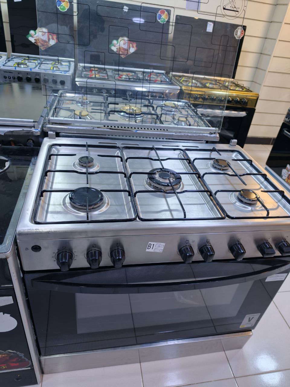 كود5778                                           بوتجاز زانوسي                                            5شعله                                               فرز ثاني