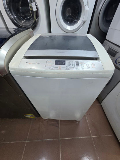 غساله فوق اتوماتك زانوسي 9 كيلو مستعمله