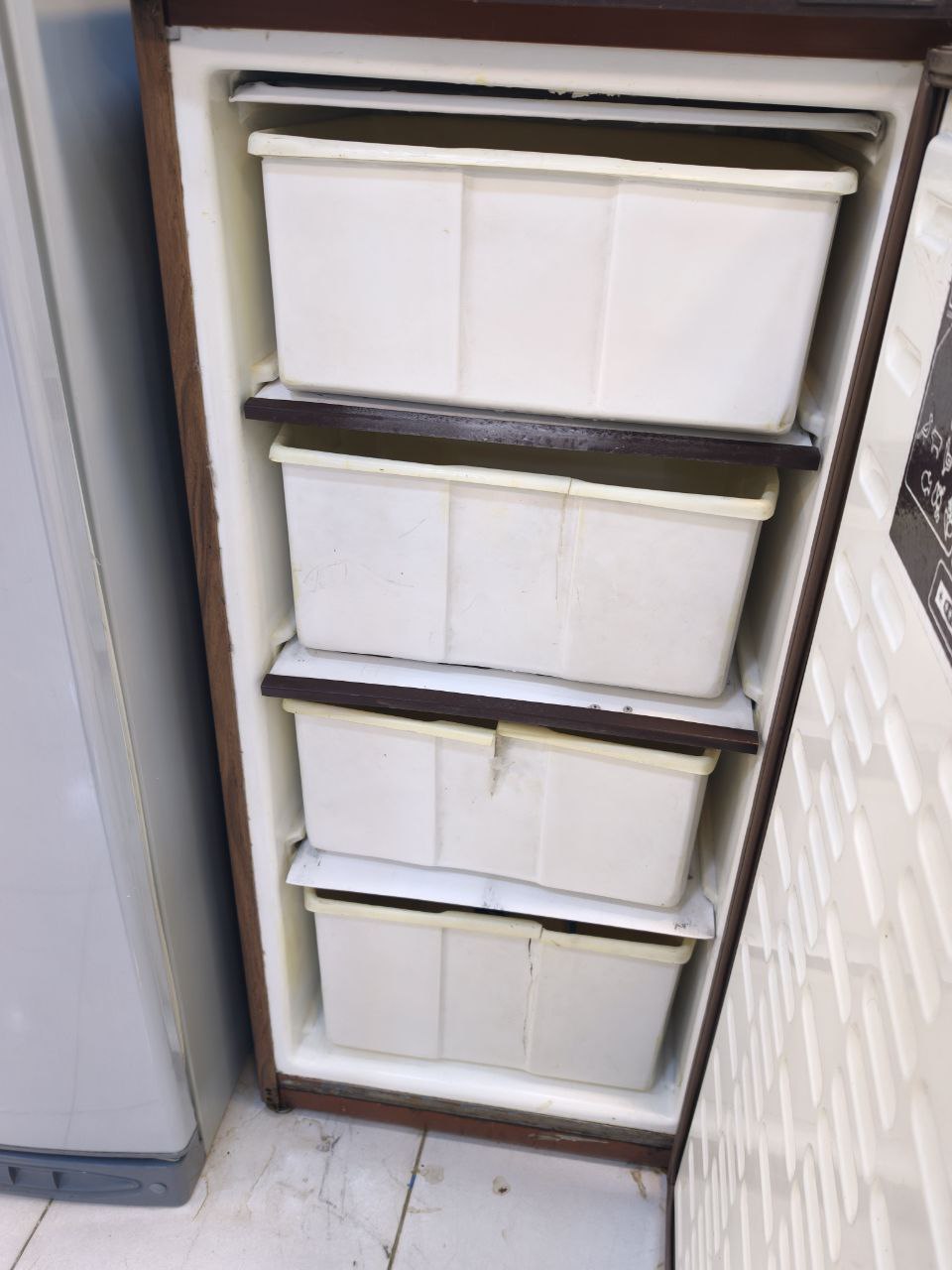 كود 5947
فريزر الاسكا ديفروست 
استعمال بحالة جيدة