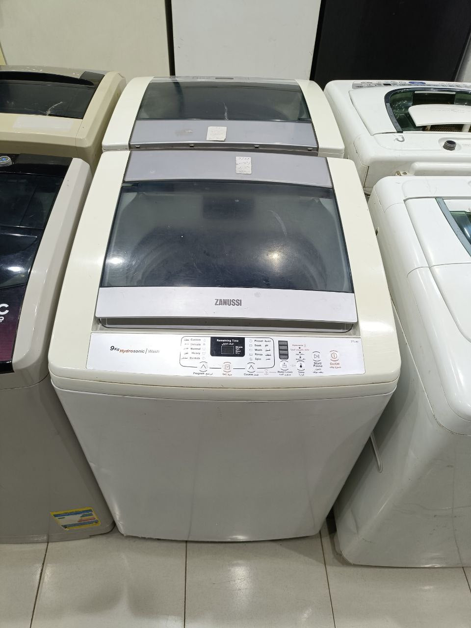غساله زانوسي 9 كيلَو فوق اتوماتيك مستعمله بحاله جيده كود3759