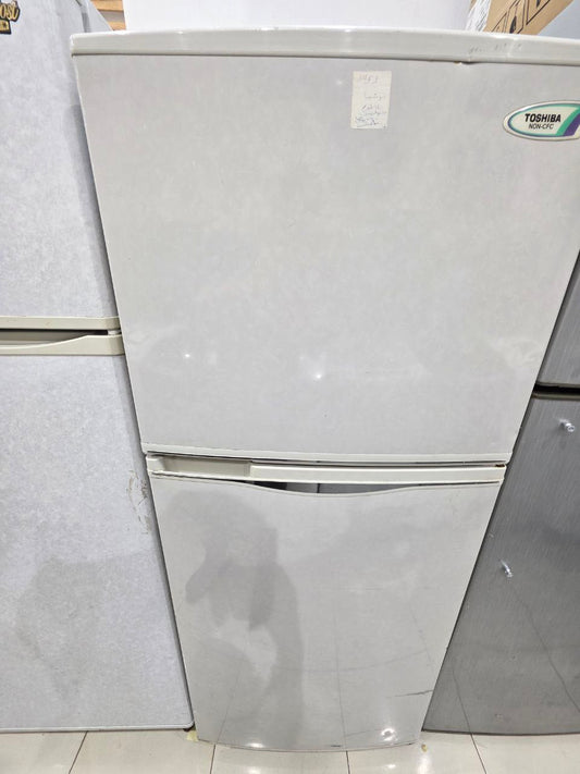 ثلاجه توشيبا 14  قدم نوفروست استعمال حاله جيده جدا كود 3453