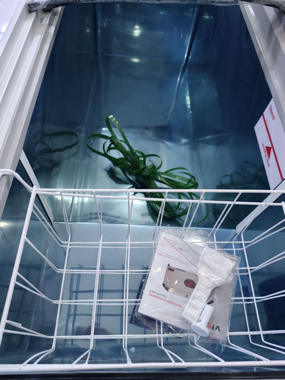 كود 6127
فريزر 600لتر 
باب زجاجي 
فرز