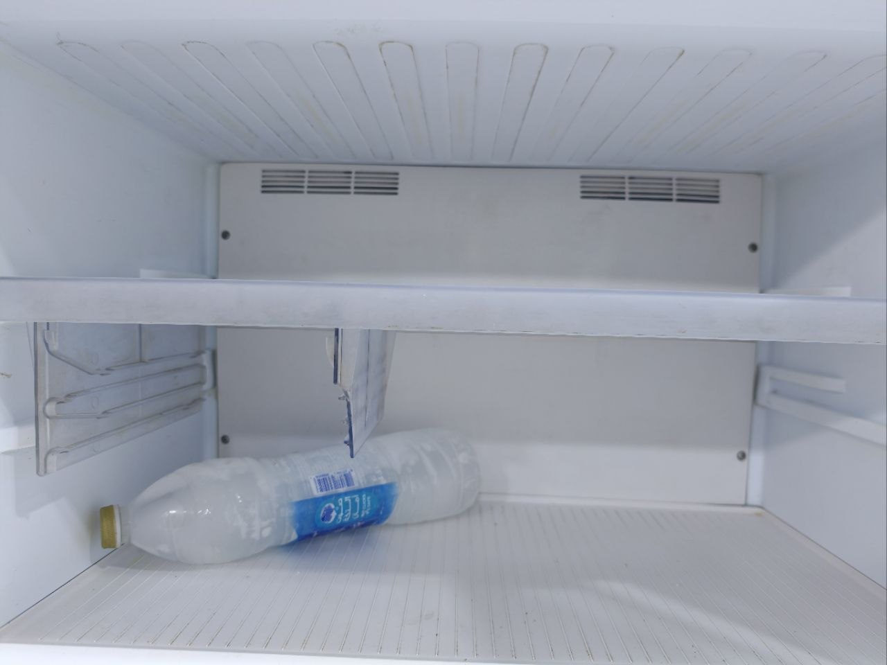 كود 6929
تلاجه كريازي 18 قدم نوفروست 
استعمال