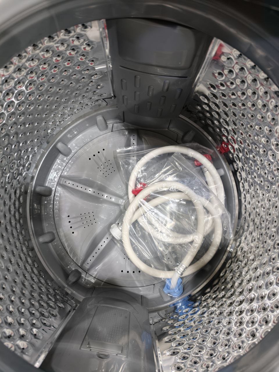 غسالة فريش احدث موديل 12 كيلو باب هيدروليك جديده زيرو بضمان 5 سنين