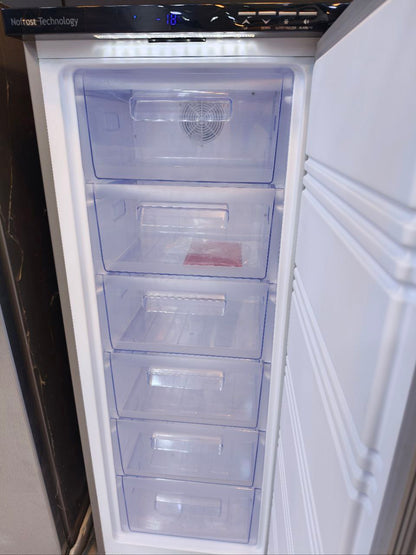 كود

ضمان4 سنين 💪
استعمال بسيط
السعة الفعلية: 270 لتر
6درج