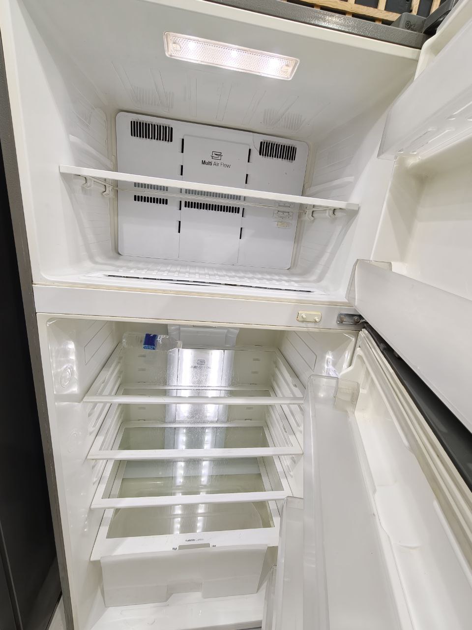 كود 6633

تلاجه 22 قدم Lg انفرتراستعمال 
استعمال بحالة ممتازة