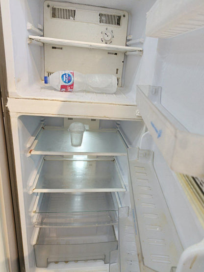 كود 4151                                          ثلاجه يونيون اير                                         14قدم نوفروست                                      استعمال بحاله جيده