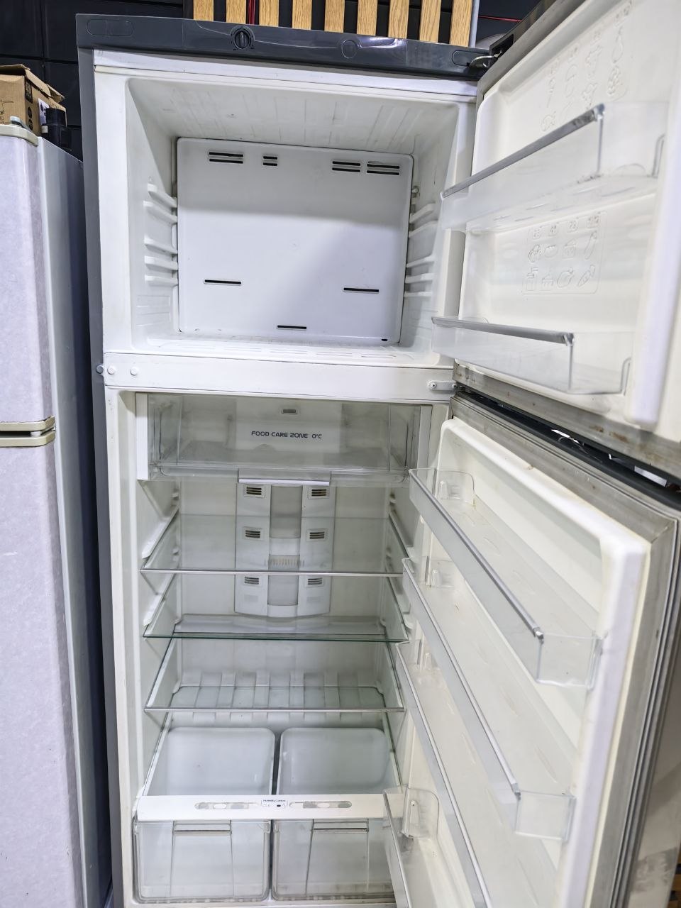 كود 9097

🧊 اريستون 22 قدم نوفروست استعمال 
✨ باب استانلس شيك وفخم