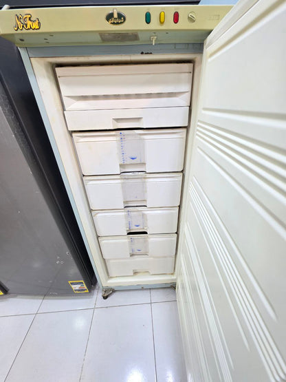 فريرز كريازي 5 درج نوفروست استعمال بحاله جيده جدا 
كوز 5314