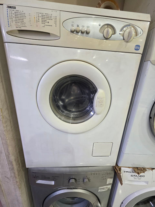 غساله زانوسي فول اتوماتك اقوا تك 5 كيلو مستعمله بحاله جيده 4701