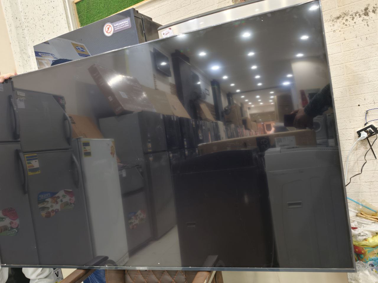 شاشه lg                                                    65بوصه                                                      عرض Black Friday