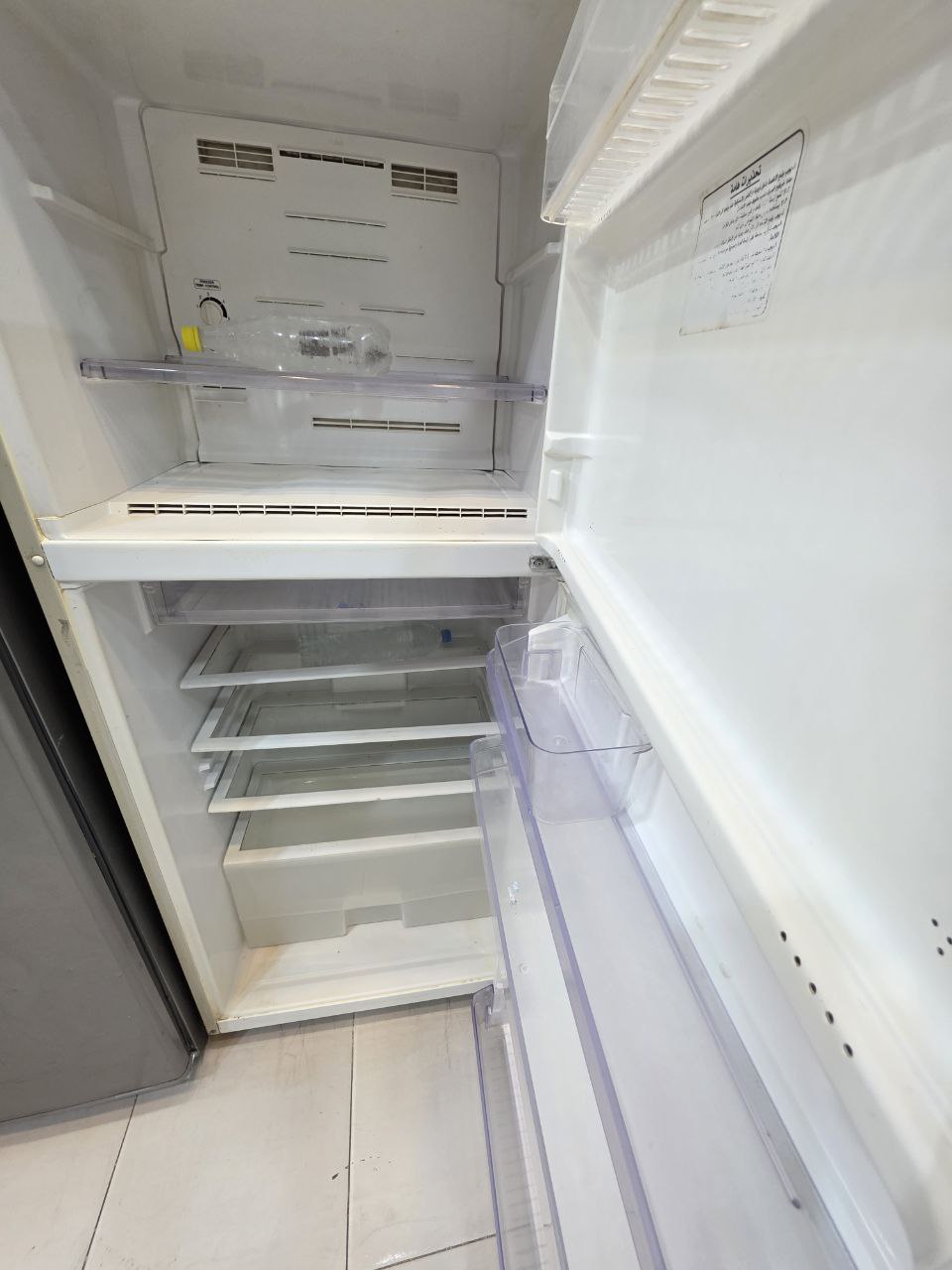 ثلاجه توشيبا 14 قدم نوفروست استعمال بحاله ممتازه بشحن شركتها كود 5091