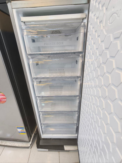 كود
فريزر اسمارت بوكس فرز نوفروست 
بموتور LG 💪
نظام نوفروست كامل
6 درج»