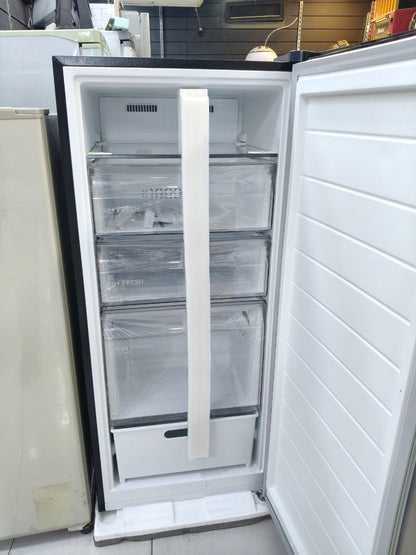 كود 9731

❄️ ديب فريزر ميديا Midea نوفروست – 6.1 قدم ❄️
ضمان 10سنين 
✨ سعة 174 لتر لتخزين ممتاز                    ✅ موديل MDRU255FEN50