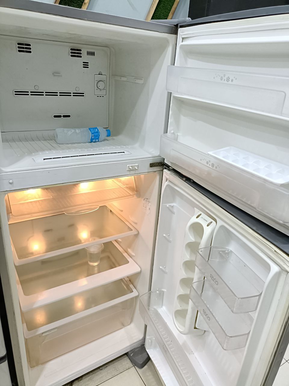 تلاجه زانوسي 14قدم نوفروست استعمال بحاله جيده جدا
شحن شركه كود 4615