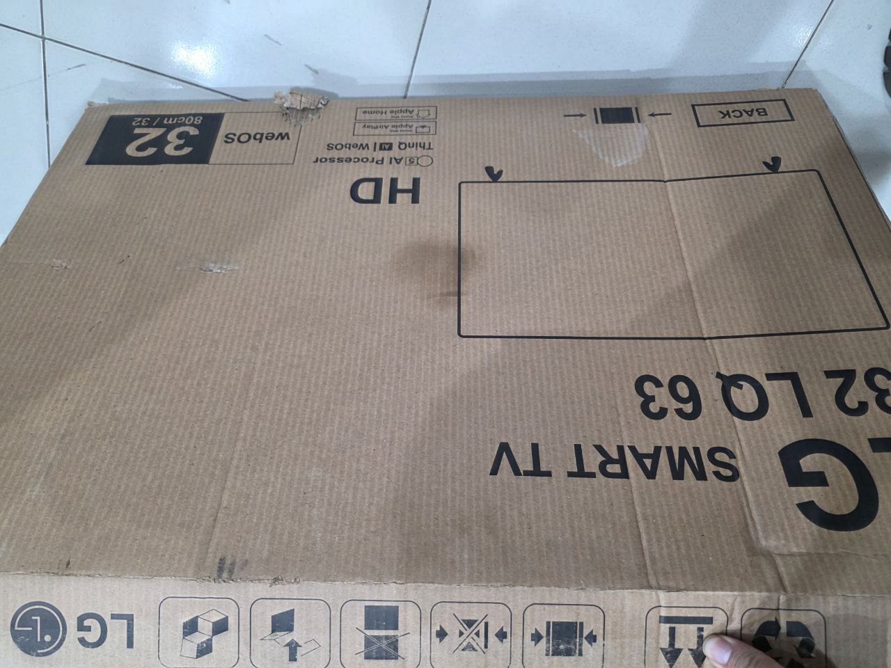 شاشه 32 Lg
اسمارت 
كوري الصنع وارد الخارج