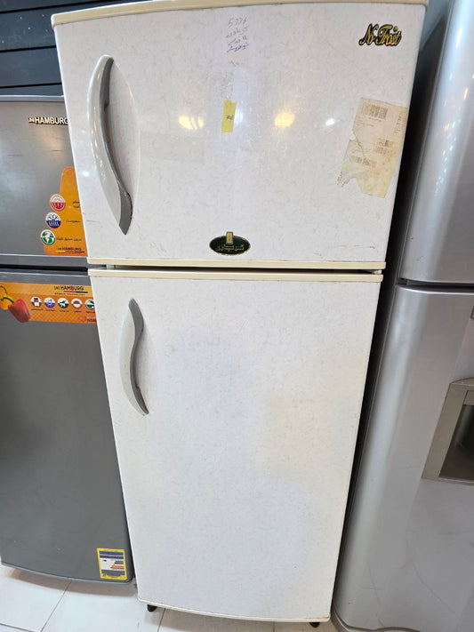 ثلاجه كريازي 14 قدم نوفروست استعمال بحاله جيده جدا كود 5336