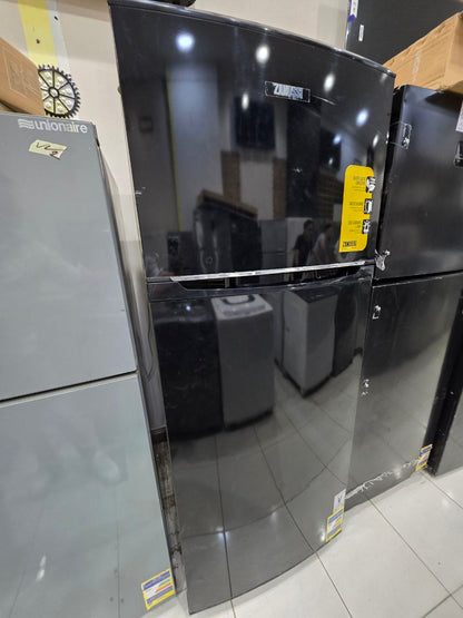 كود 4661

ثلاجة  زانوسي 406 لتر اثنين باب ثلاجة اسود
ضمان سنتين