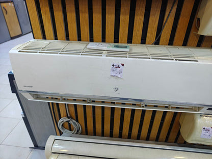 كود 5253
تكييف شارب 2وربع 
بارد ساخن
استعمال بحالة جيدة