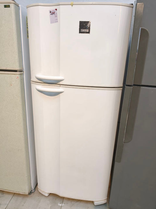 كود 5594
تلاجه اديل 14 نوفروست 
استعمال بسيط