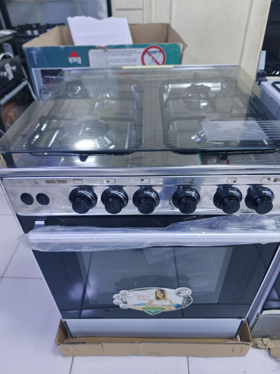 كود 8887
بوتجاز تورنيدو تكنوجاز 60×60 🔥
🔥شواية علوية