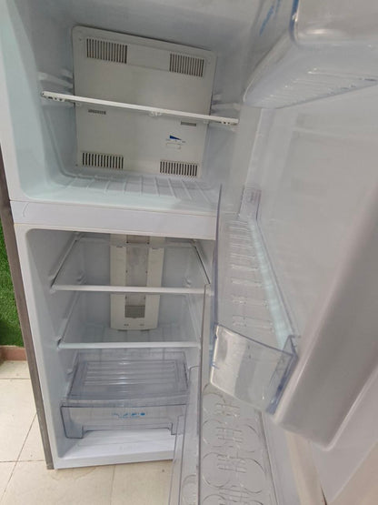 كود 6816
تلاجه يونين اير كسر زيرو 
نوفروست  14قدم