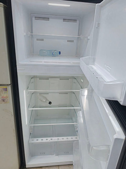 كود 7021
تلاجه وايت بيونت التركي 
16 قدم نوفروست 
شحن شركة بدون  اي صيانة  
كسر زيرو 
ديجيتال