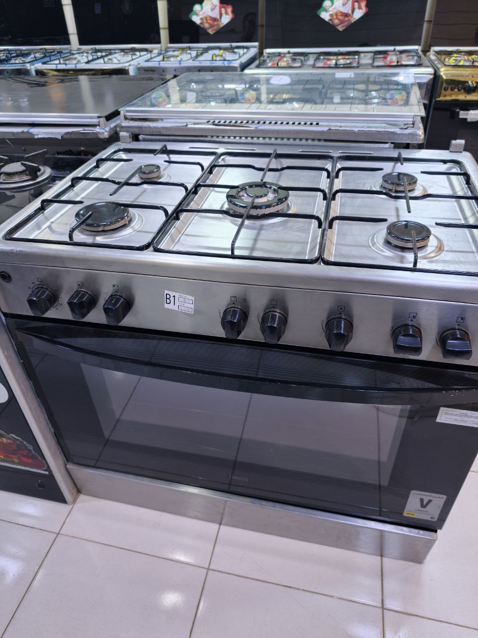 كود 5777                                               بوتجاز زانوسي                                             5شعله                                                                                          فرز ثاني