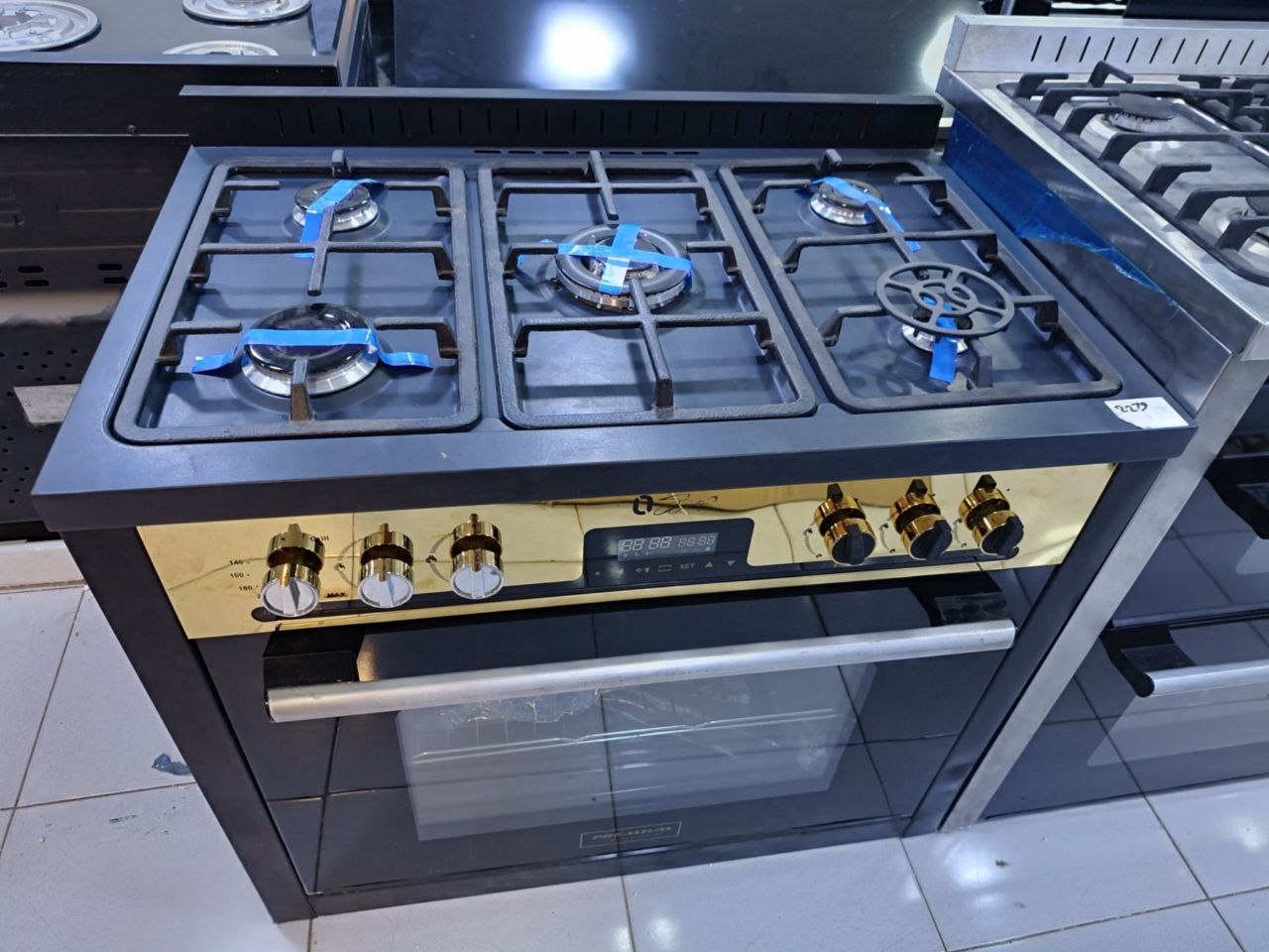 كود 5921
بوتجاز فرز ثاني 
اي شيف جولدن اديشن اوتو كوك هيدروليك مروحة تبريد سطح C69GB-1GC-383-ICPS2F-PC-2W-AL
بالكرتونه