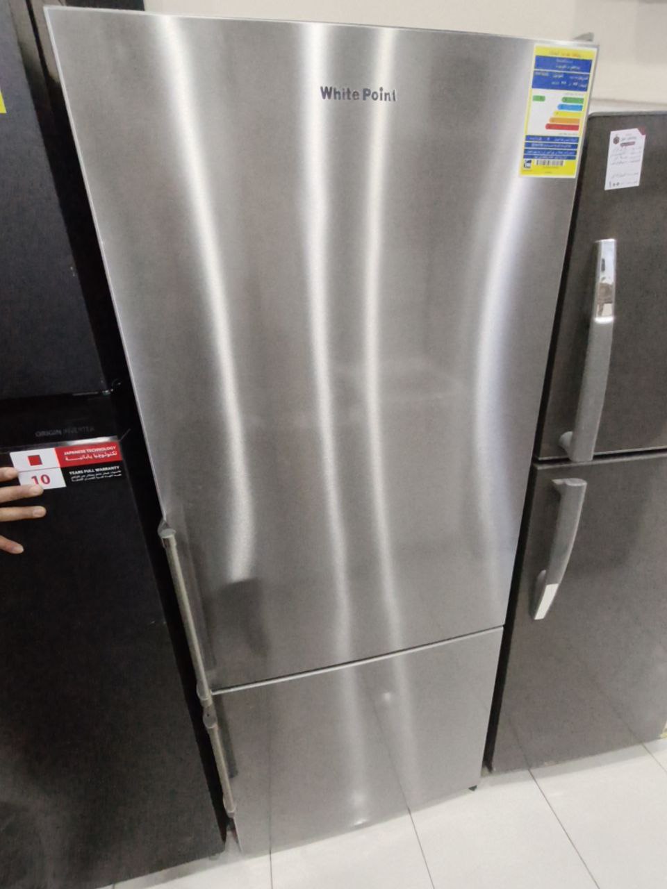 كود 6683
تلاجه وايت بيونت كومبي 
كسر زيرو
الماركة: وايت بوينت
السعة: 412 لتر