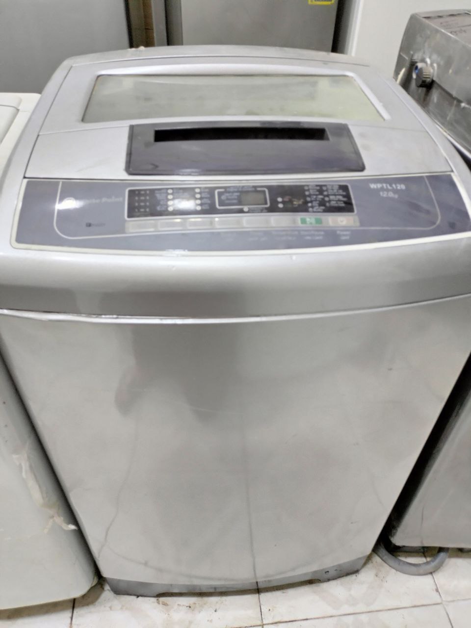 غسالة ويت بونيت 
مرشوشة سلفر
12 كيلو
فوق اتومتك