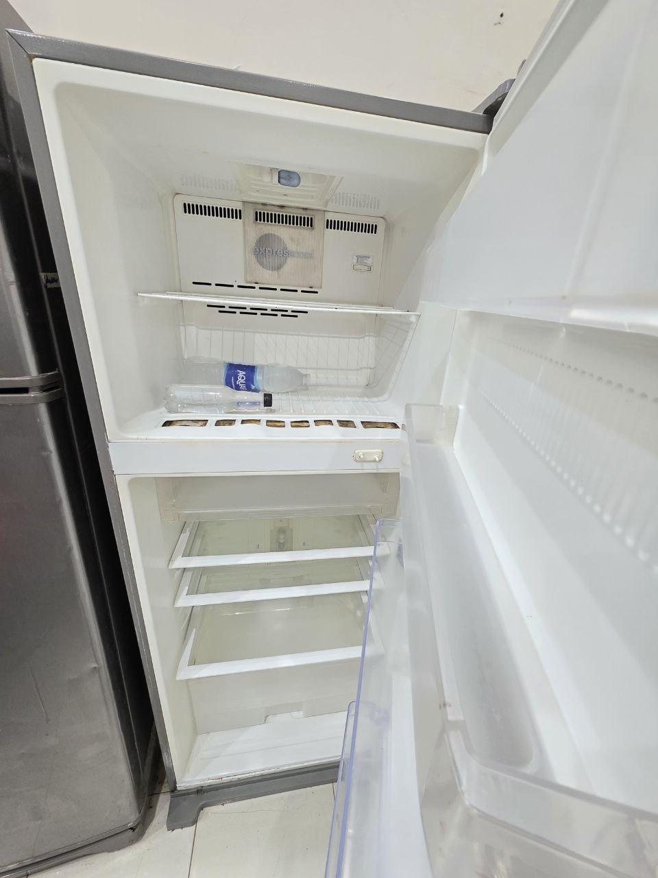 ثلاجه 14قدم LG نوفرست مستعمله بحاله ممتازه كود 5405