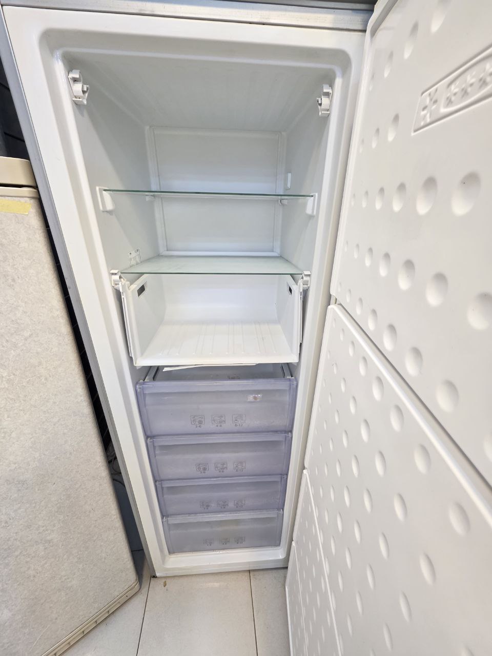 كود 5612
فريزر بيكو 5 دورج +2رف
نوفروست  استعمال